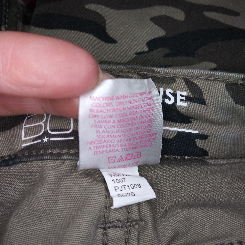 No Boundries High Rise Skinny Camo Jeans - Picture 7 of 8